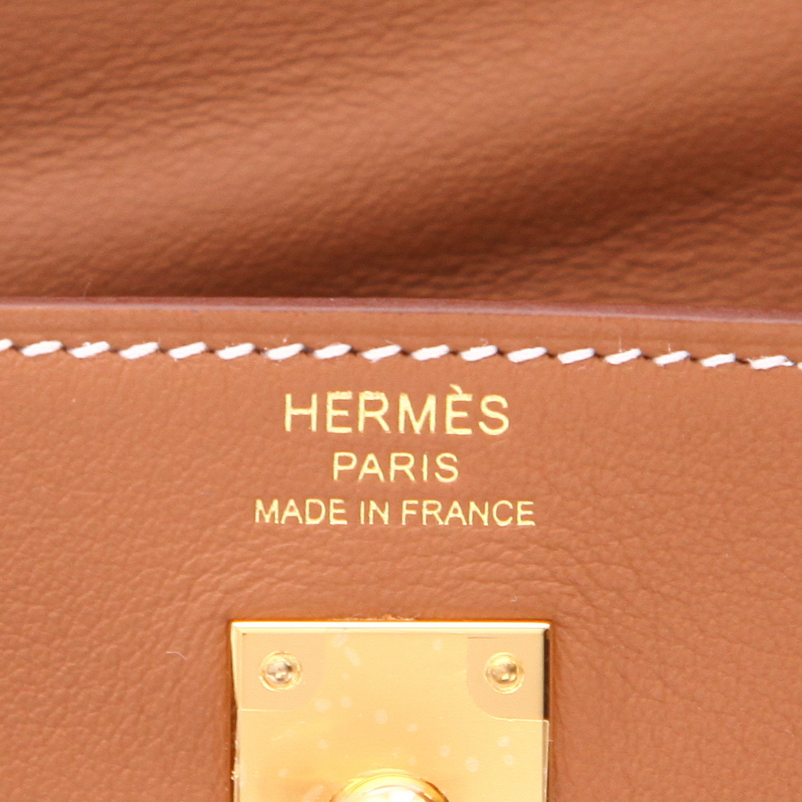 Hermès  Kelly Moove shoulder bag  in gold Swift leather - Detail D2