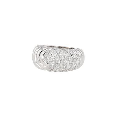 Anello Boucheron  in oro bianco e diamanti