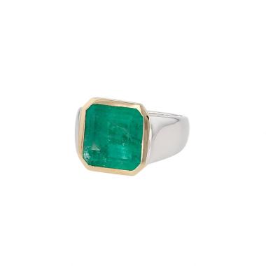 Poiray  signet ring in yellow gold, white gold and emerald