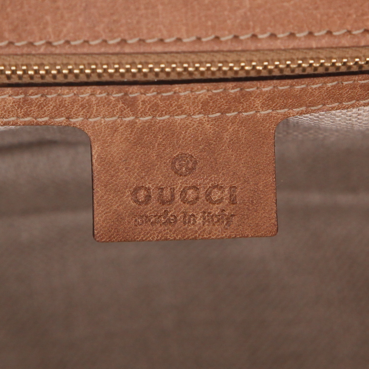 Sac à main Gucci  Bamboo en cuir grainé marron et bambou - Detail D2