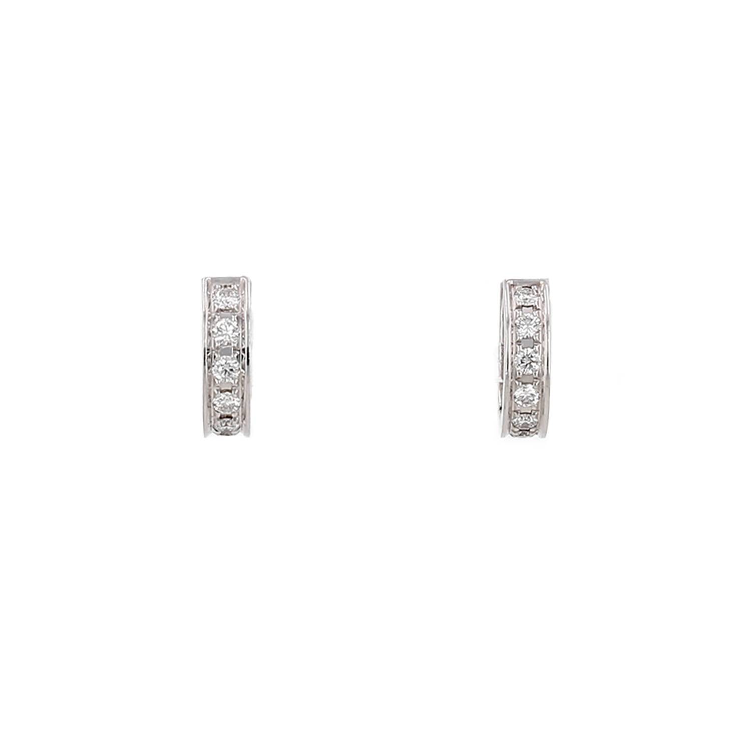 Paire de créoles Boucheron Quatre Radiant Edition en or blanc et