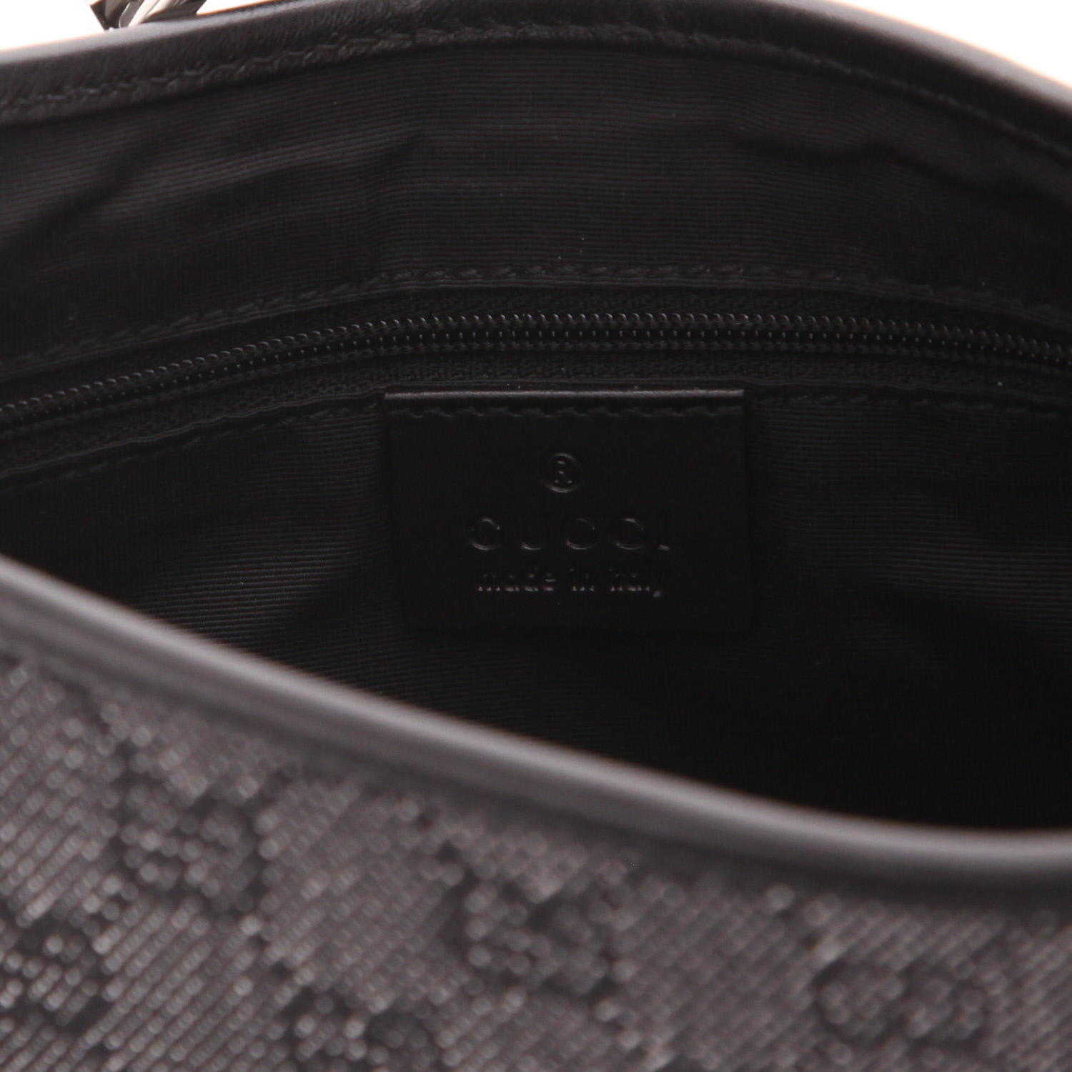 Gucci  Jackie handbag  in black "sûpreme GG" canvas  and black leather - Detail D2