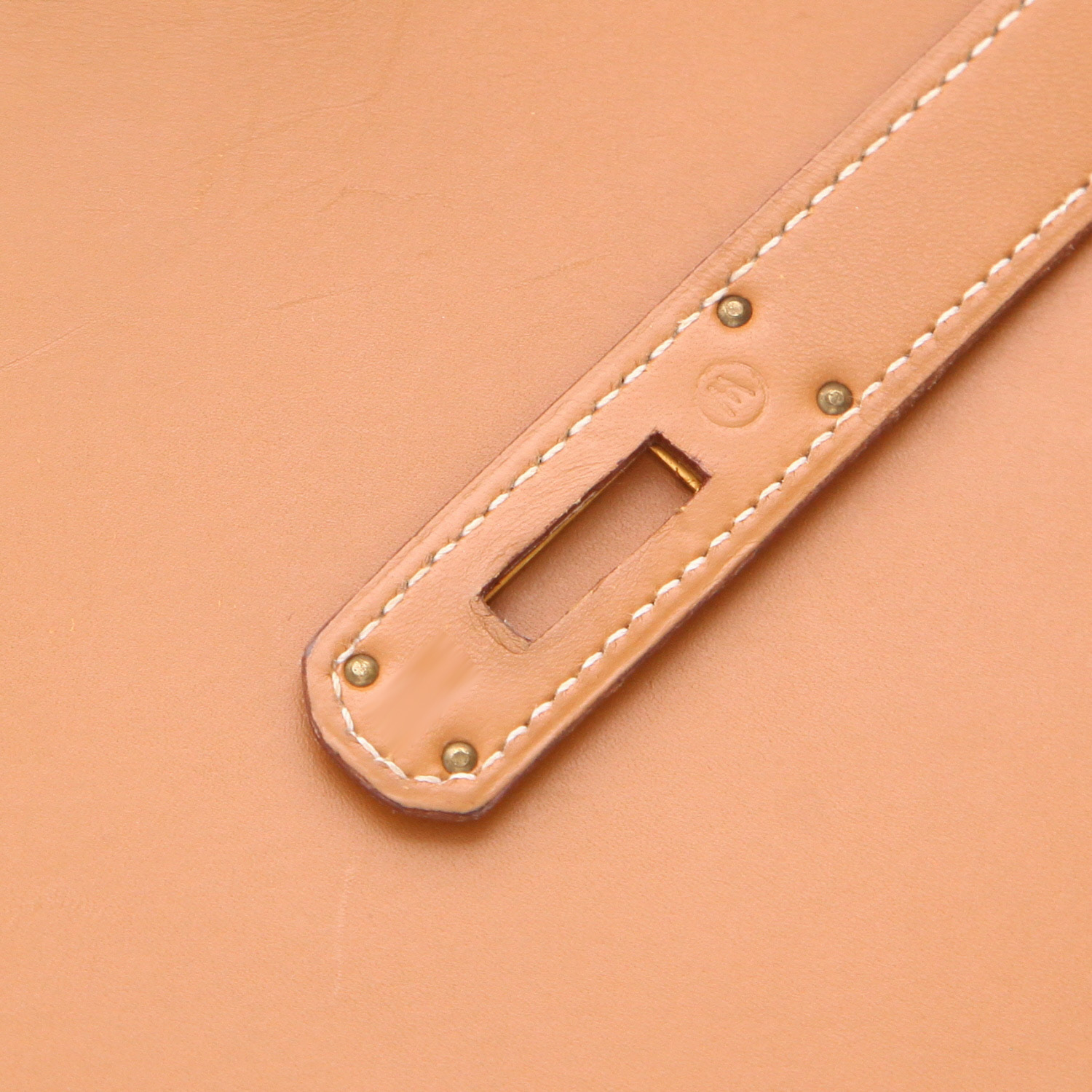 Hermès Kelly 32 cm handbag in natural gold leather - Detail D4