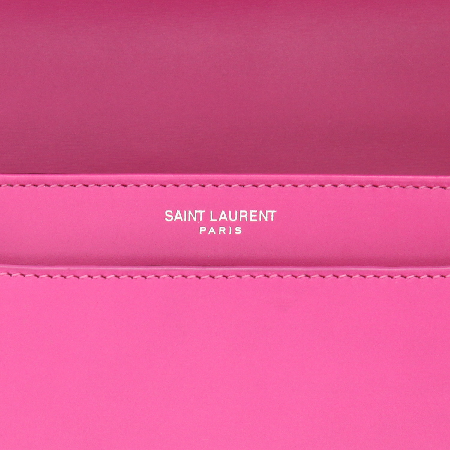 Bolso de mano Saint Laurent  Solférino mini  en cuero rosa - Detail D2