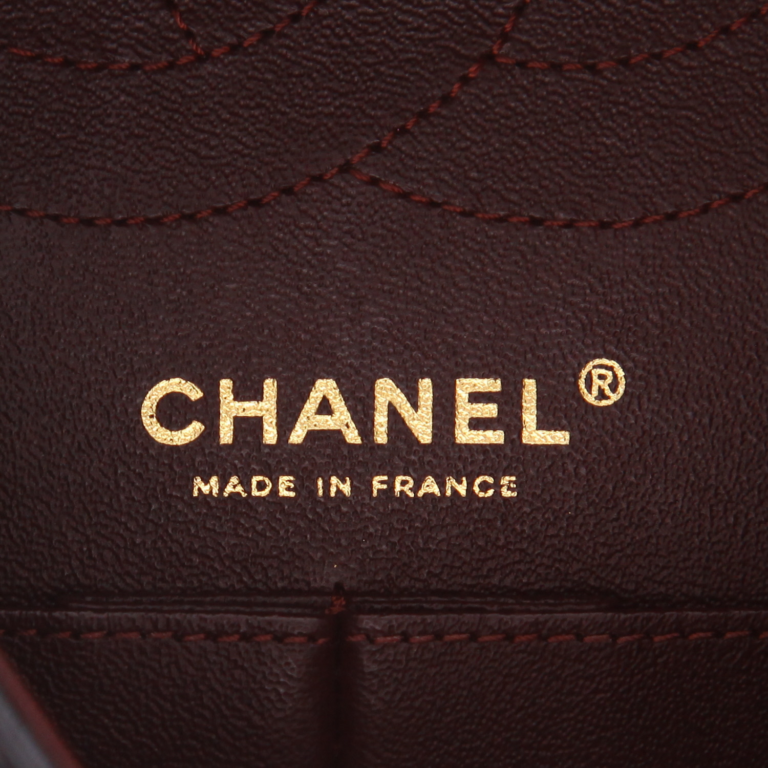Bolso bandolera Chanel  2.55 en cuero acolchado negro - Detail D2