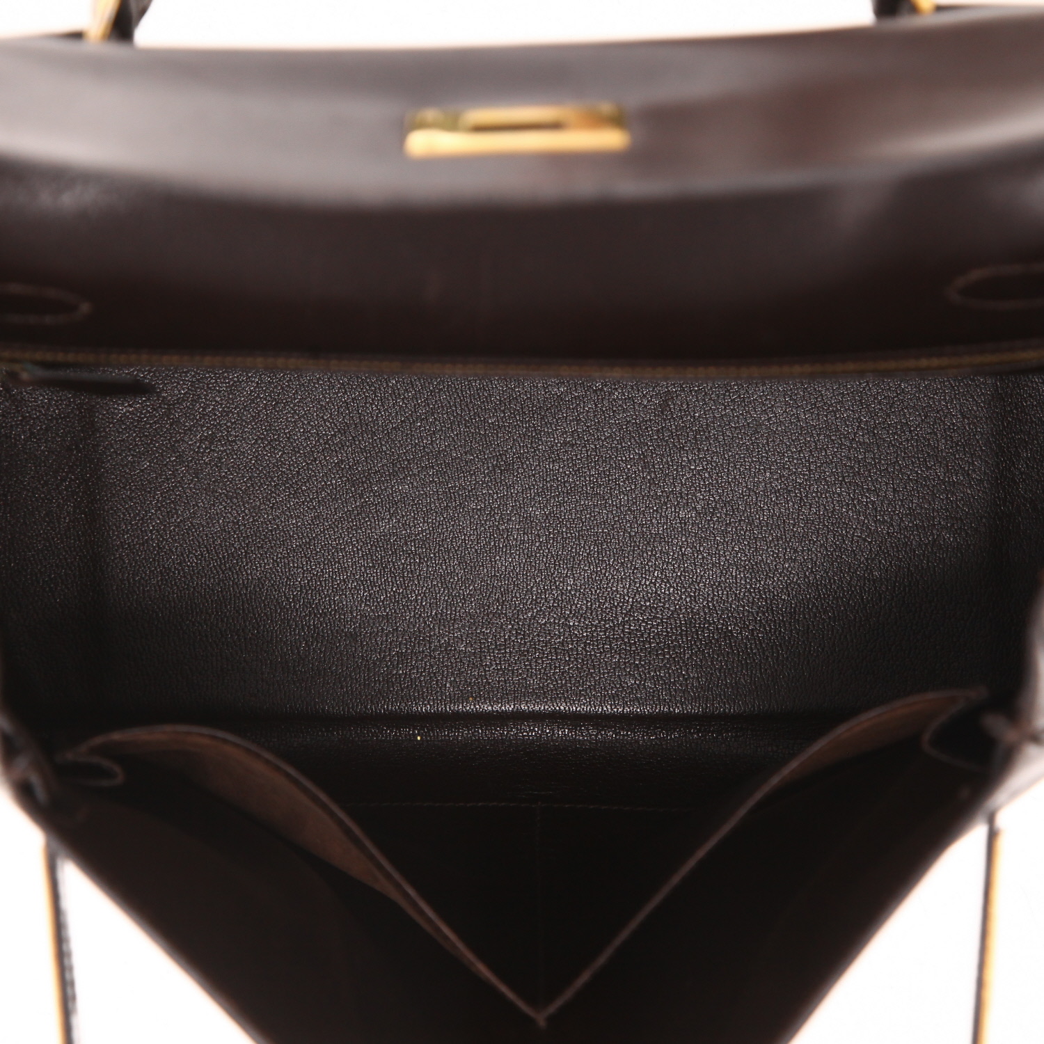 Bolso de mano Hermès  Kelly 28 cm en cuero box marrón - Detail D3