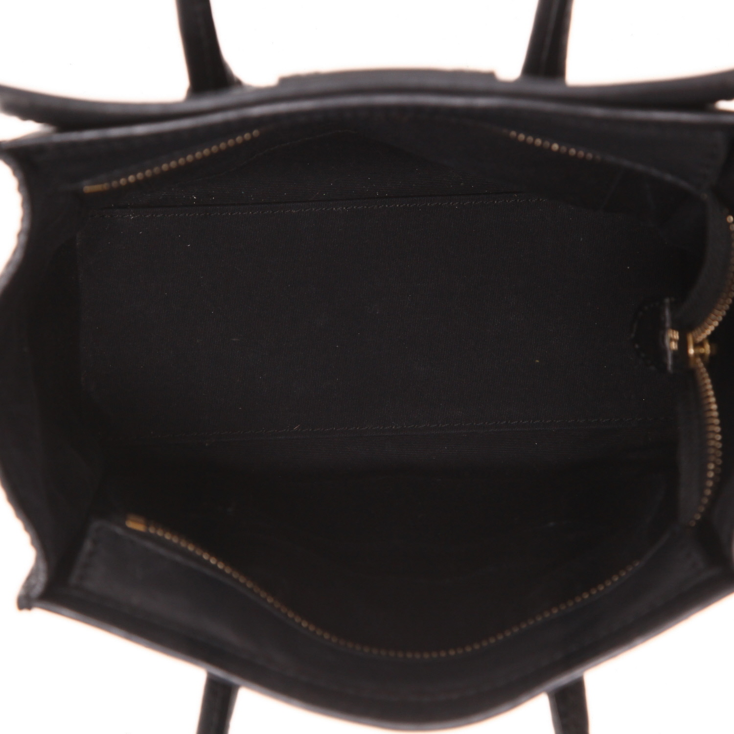 Borsa a tracolla Celine  Luggage Nano in pelle martellata nera - Detail D3