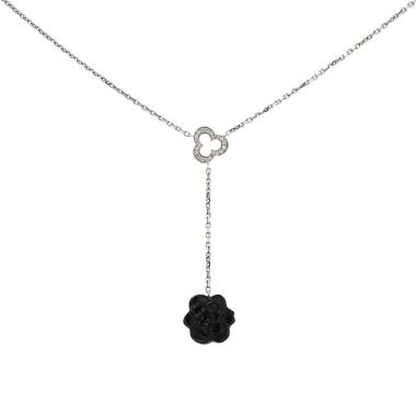 Chanel Camelia necklace in white gold, onyx and diamonds