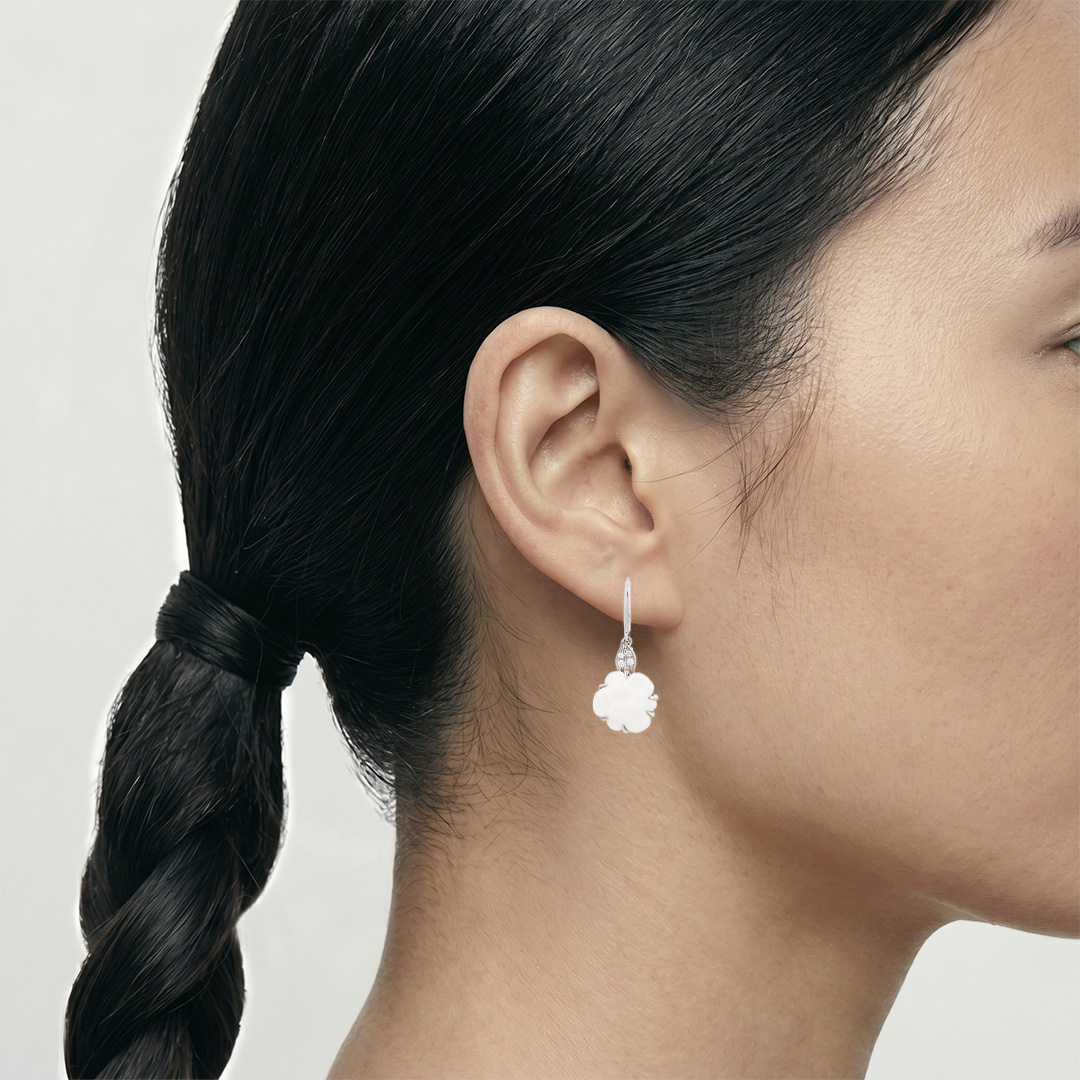 A pair of Chanel Camelia earrings in white gold, agate and diamonds