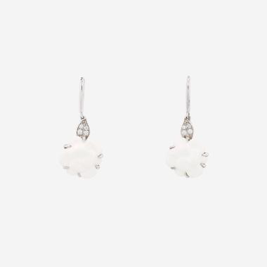 A pair of Chanel Camelia earrings in white gold, agate and diamonds
