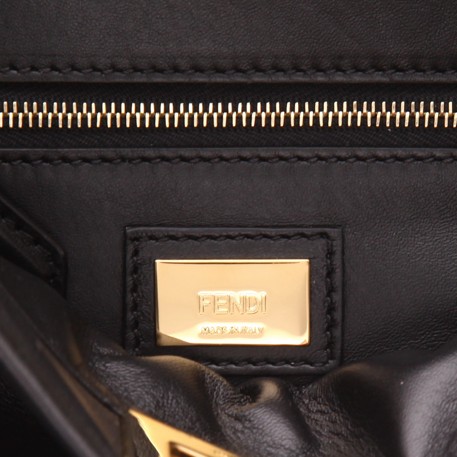 Fendi  Mini Peekaboo shoulder bag  in black and brown canvas and leather - Detail D2