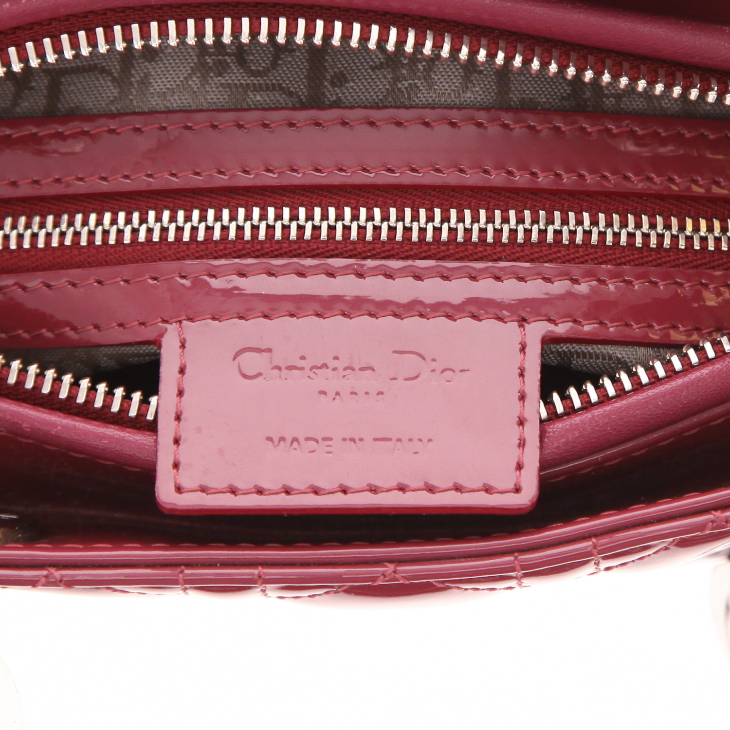Dior  Lady Dior handbag  in pink Cassis patent leather - Detail D2
