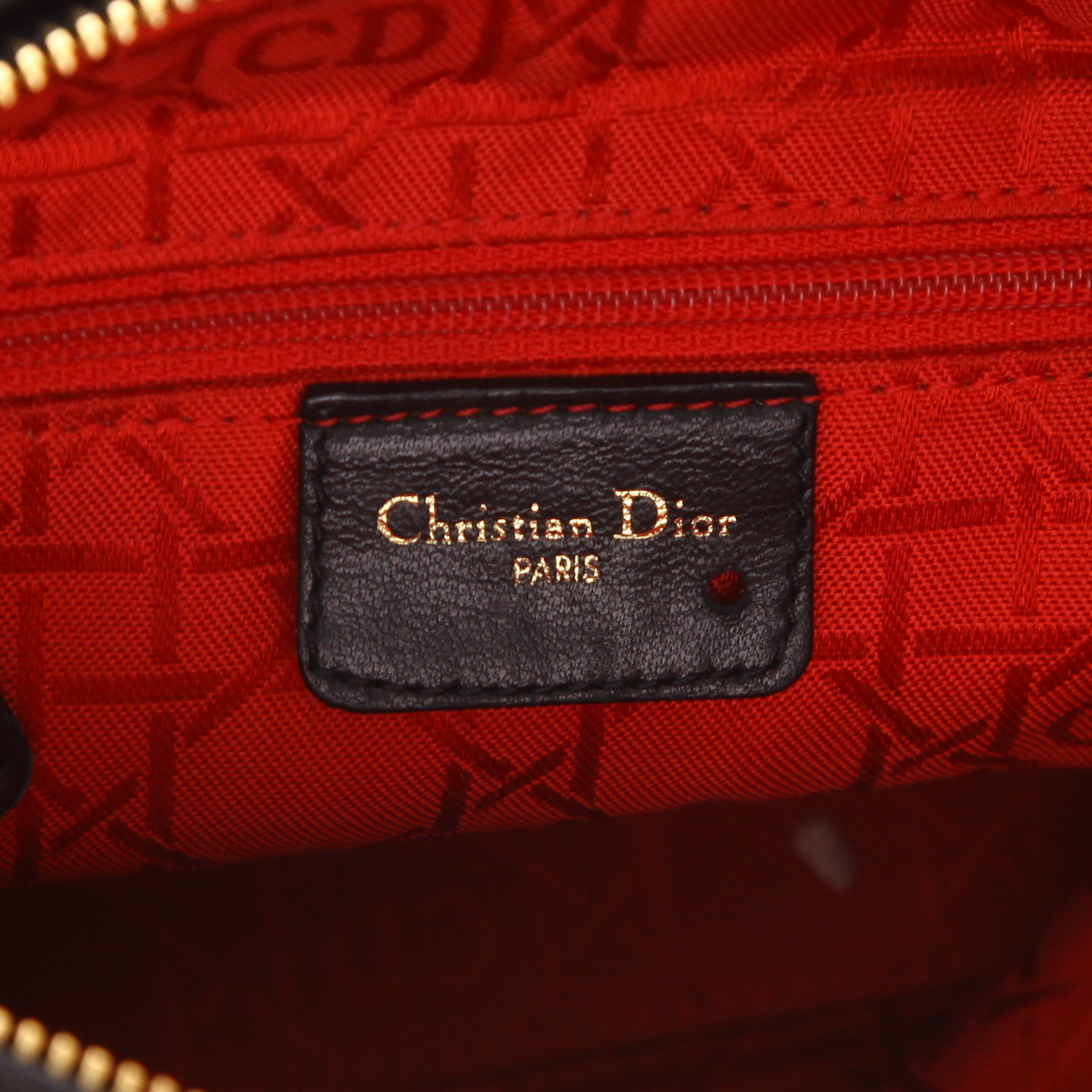 Sac à main Dior  Lady Dior en cuir cannage noir - Detail D2