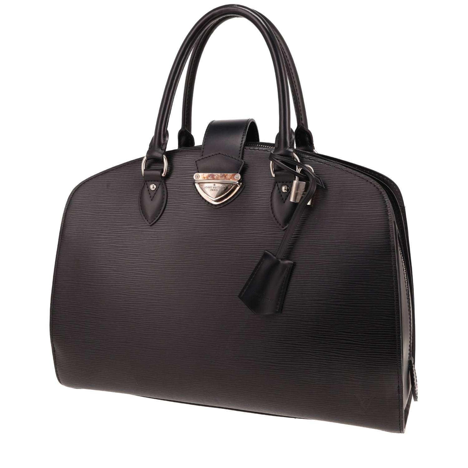 Louis Vuitton Pont Neuf Cuir Épi Noir – Occasion