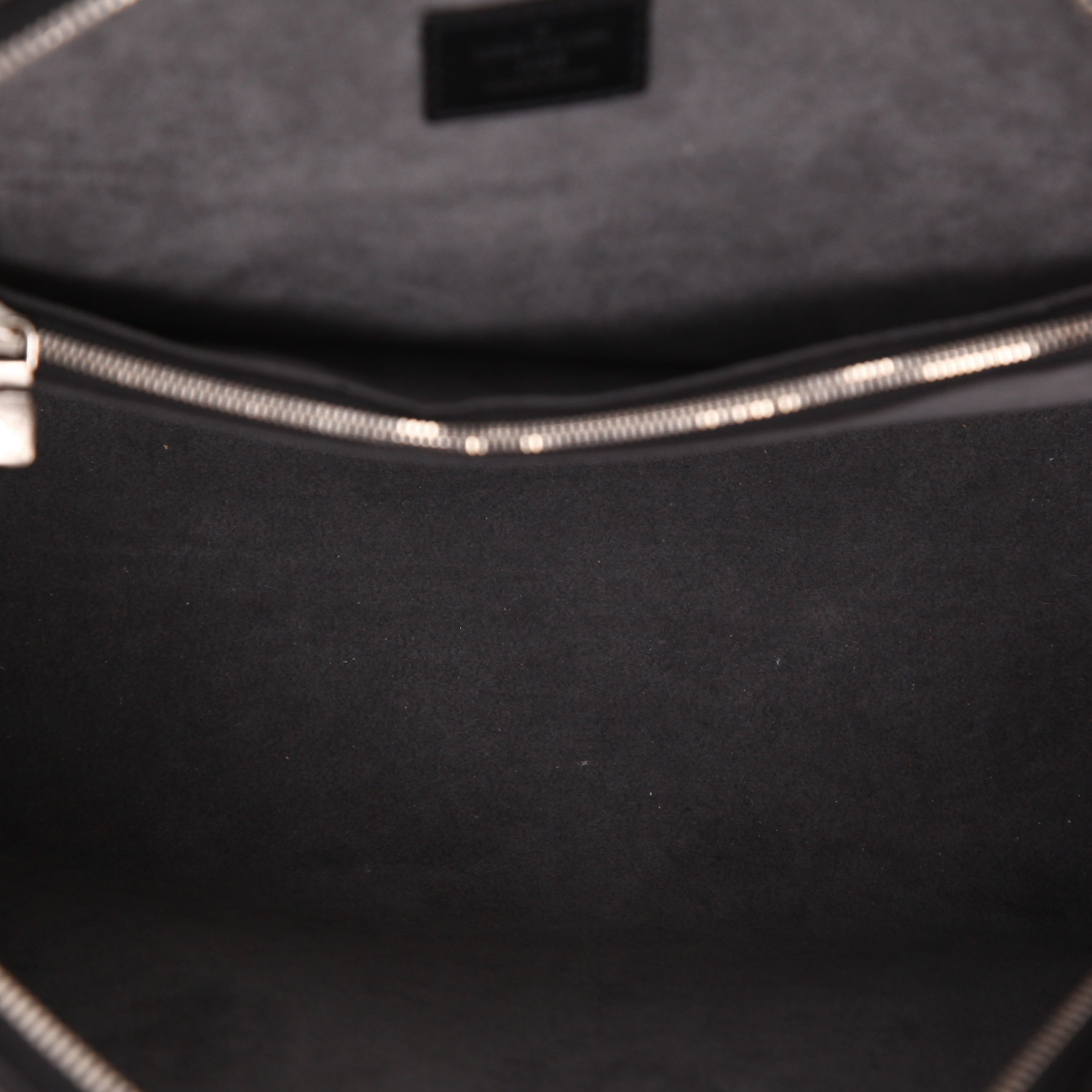 Louis Vuitton  Pont Neuf handbag  in black epi leather - Detail D3