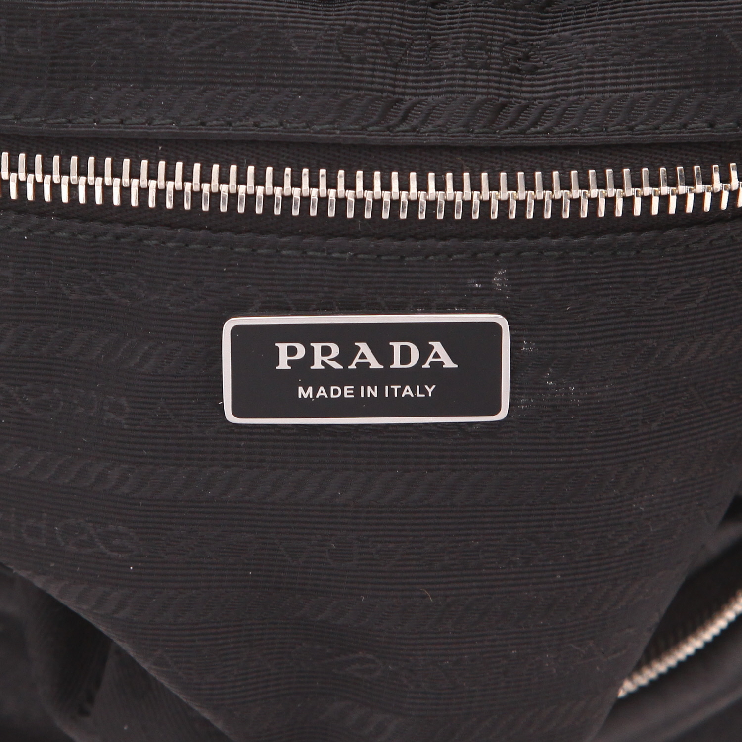 Borsa a tracolla Prada  Padded in pelle nera - Detail D2