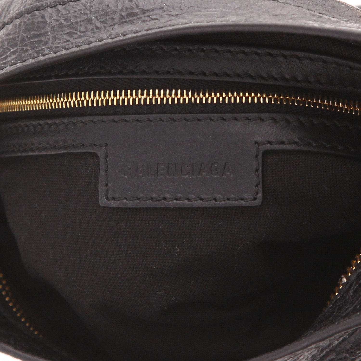 Sac à main Balenciaga  City petit modèle  en cuir noir - Detail D2