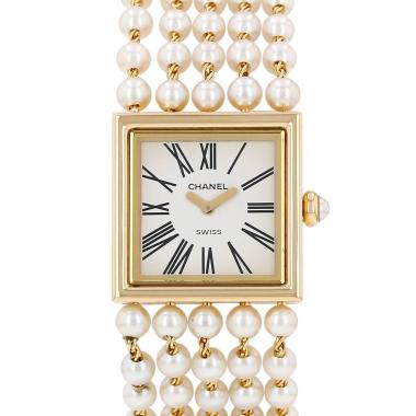 Chanel Mademoiselle  in yellow gold Circa 1992