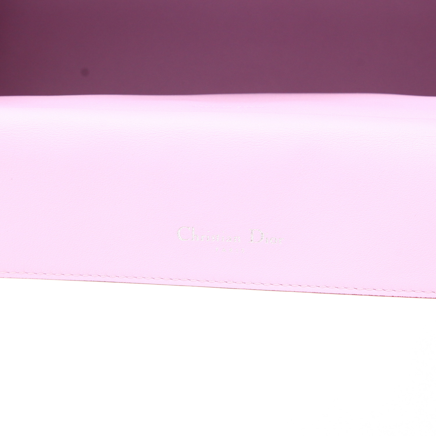Sac bandoulière Dior  Be Dior en cuir rouge - Detail D2