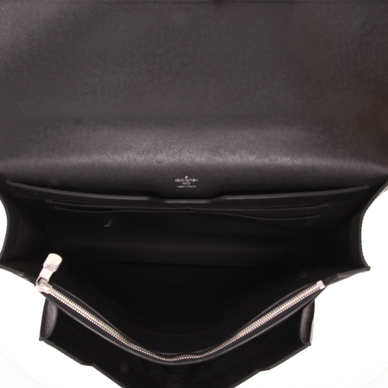 Borsa portadocumenti Louis Vuitton  Robusto in pelle taiga nera - Detail D3