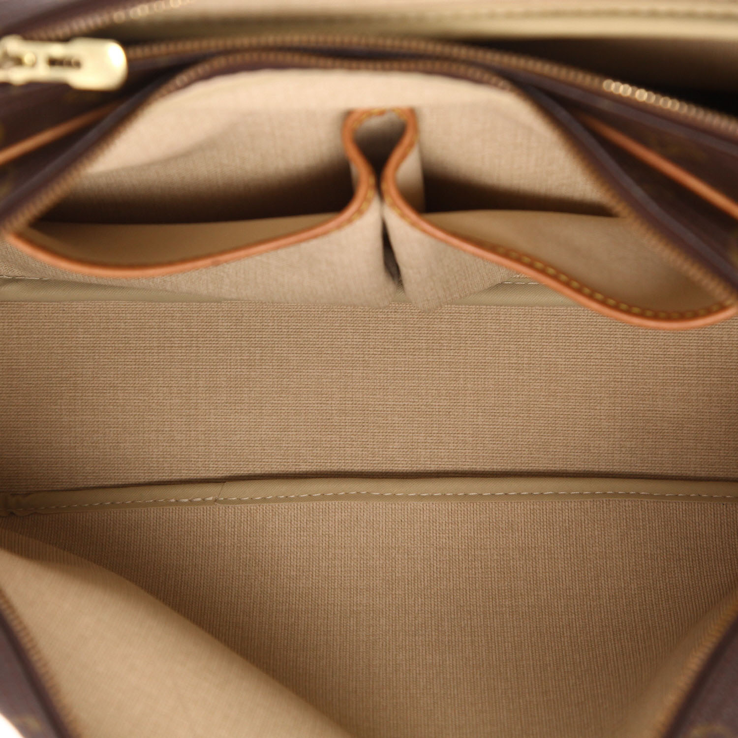 Louis Vuitton  Reporter shoulder bag  in brown monogram canvas  and natural leather - Detail D3