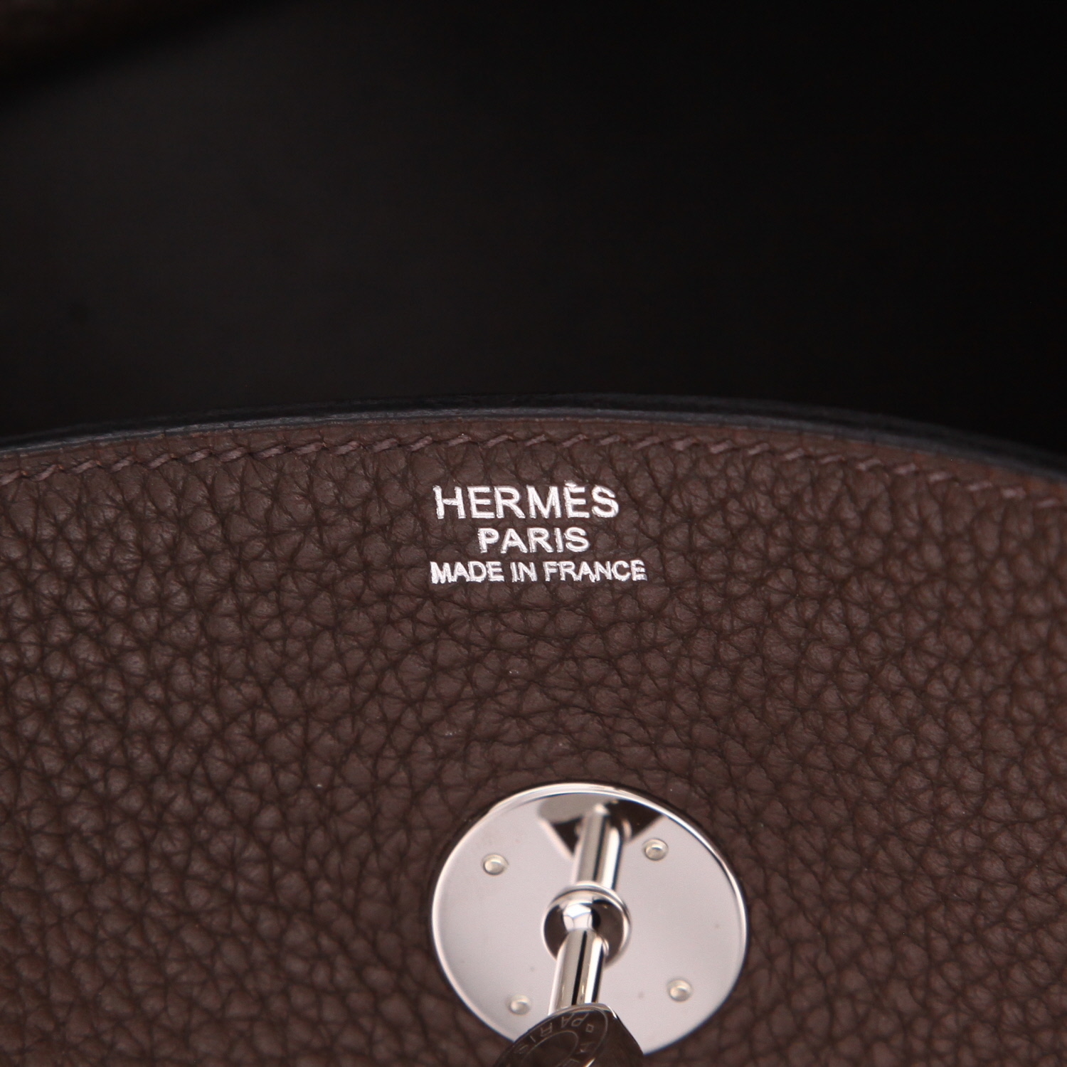 Borsa a spalla Hermès  Lindy 34 cm in pelle togo marrone - Detail D2