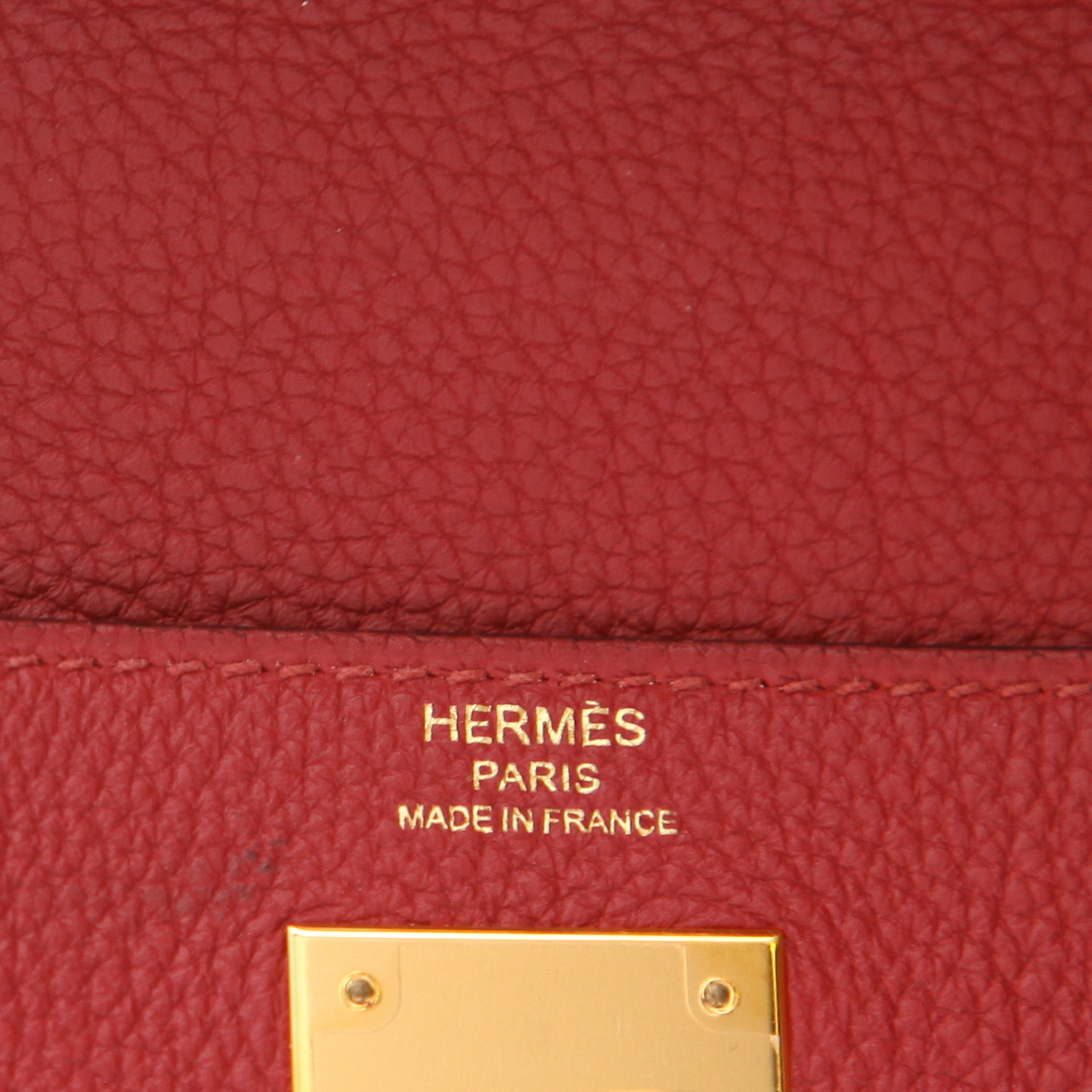 Sac à main Hermès  Kelly 28 cm en cuir togo rouge grenat - Detail D2