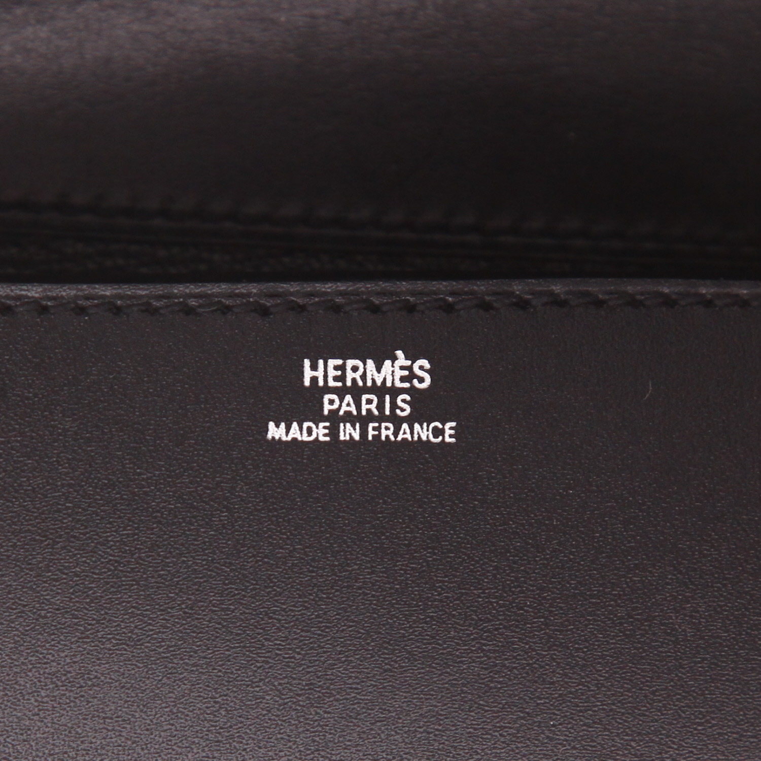 Hermès  Médor Pocket Hand pouch  in black box leather - Detail D2