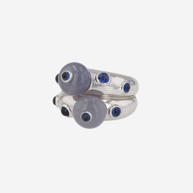 Bague Fred en or blanc, calcédoine bleu et saphirs