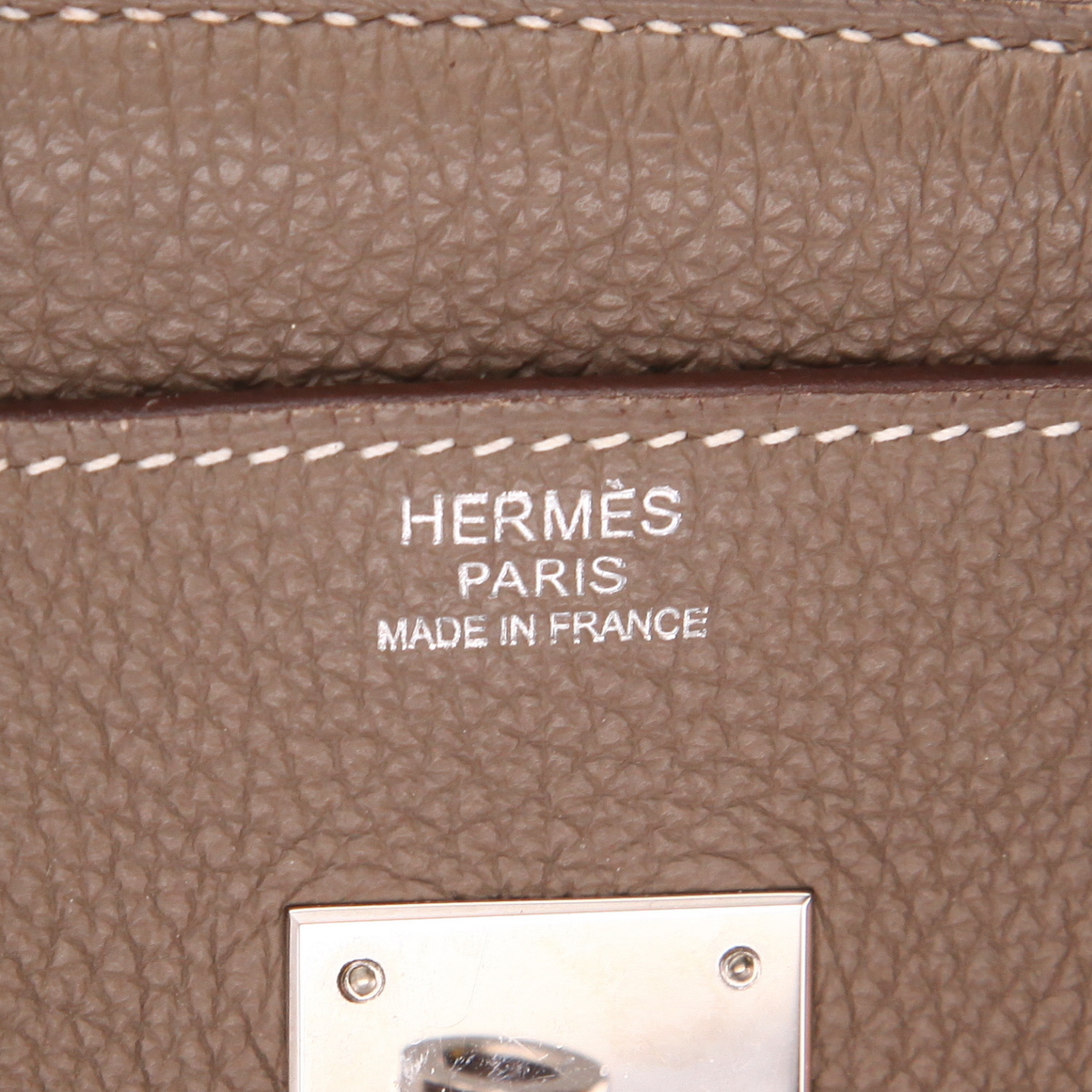 Hermès  Birkin 30 cm handbag  in etoupe togo leather - Detail D2