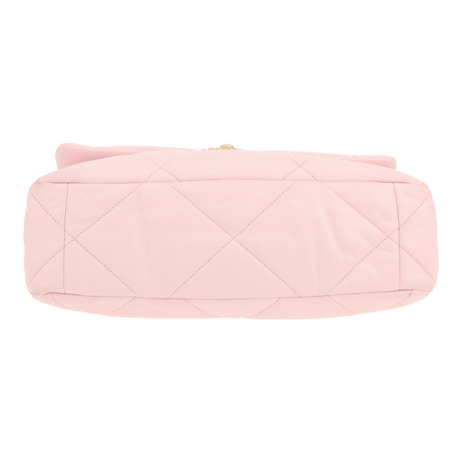 Chanel  19 handbag  in pink quilted leather - Detail D1