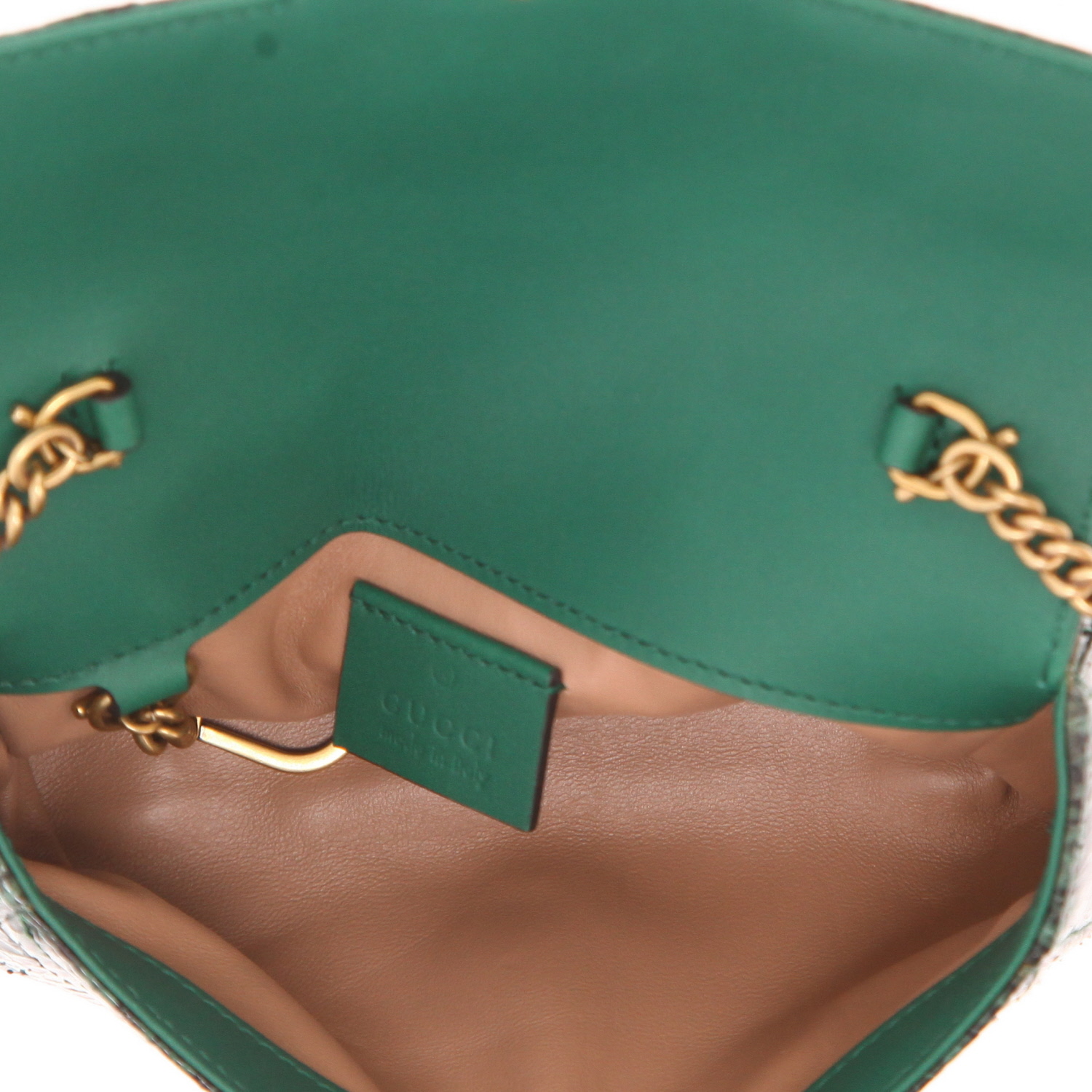 Gucci GG Marmont mini shoulder bag in green python - Detail D3
