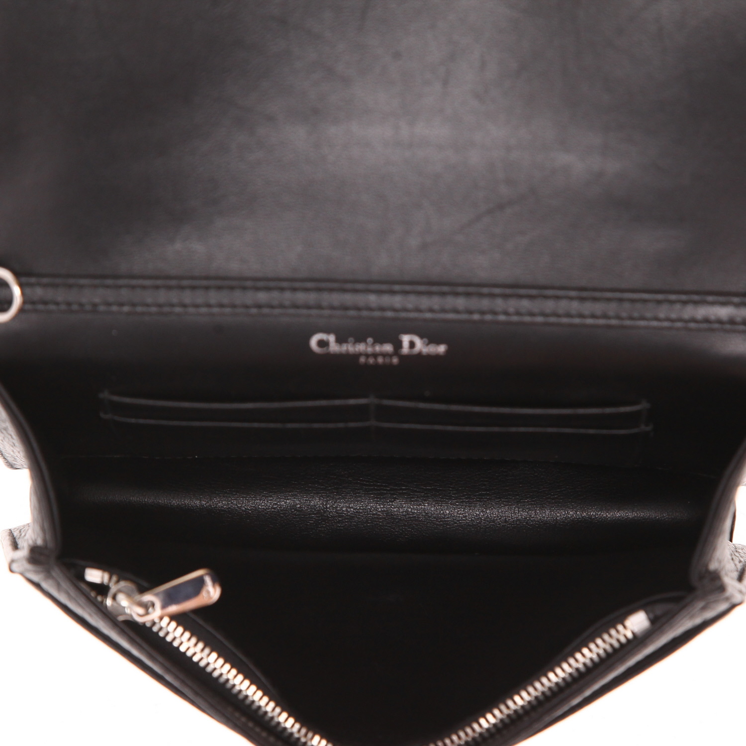 Borsa a tracolla Dior  Diorama Wallet on Chain in pelle martellata nera - Detail D3