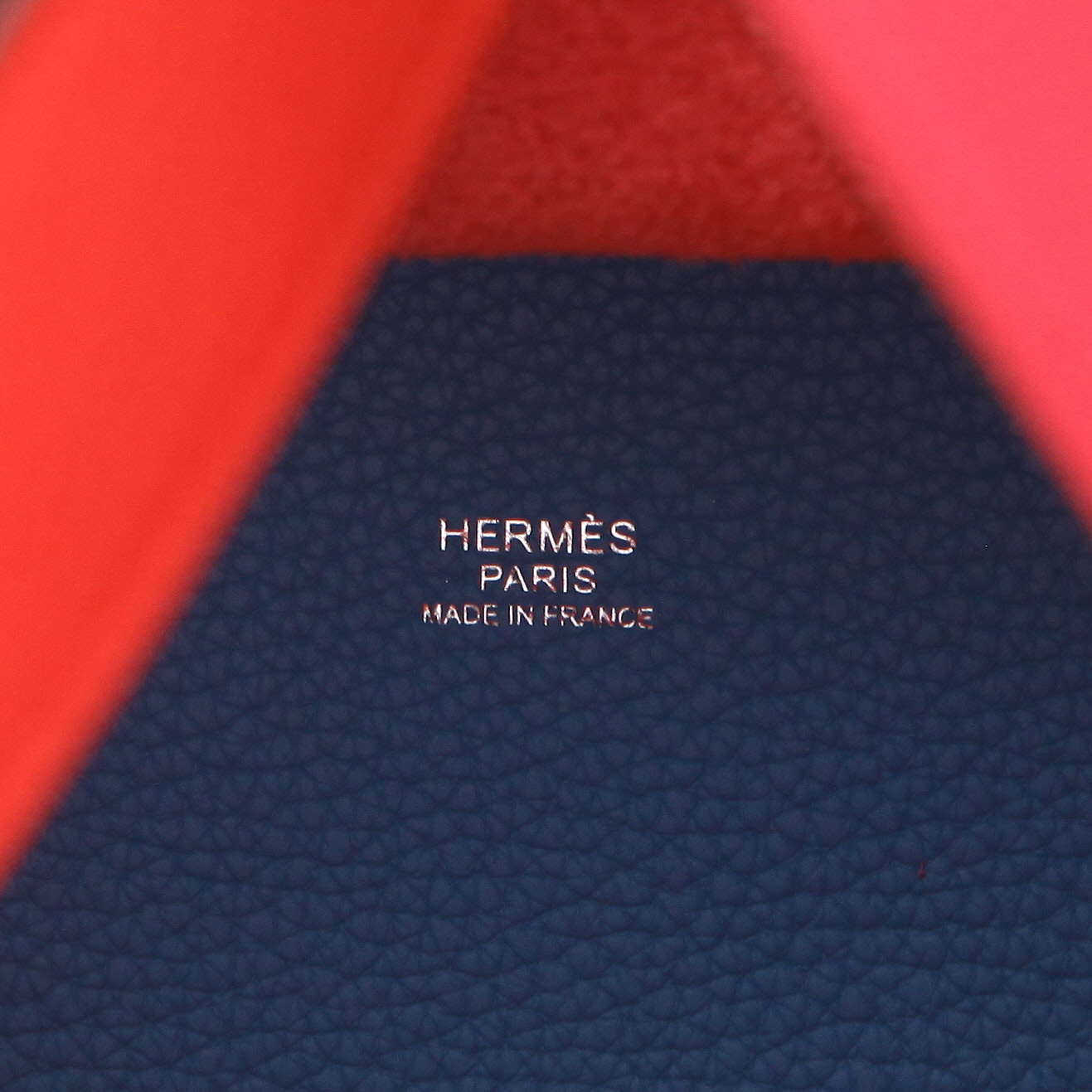 Hermès Picotin 22 cm handbag in ‘Casaque’ calfskin in ‘Rose Extrême’ and ‘Rouge de Coeur’ - Detail D2