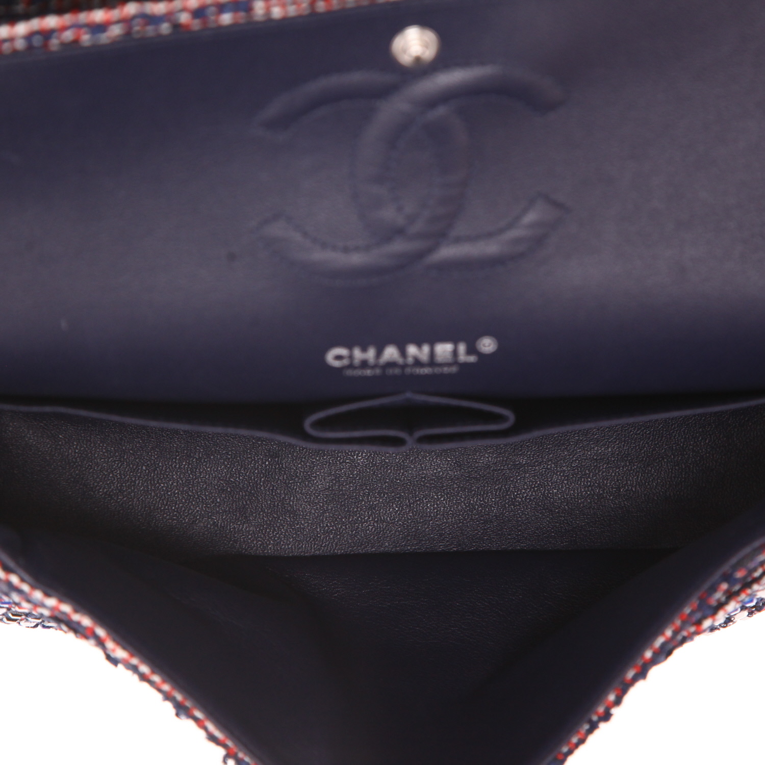 Chanel Timeless Classic handbag in blue and red tweed - Detail D3