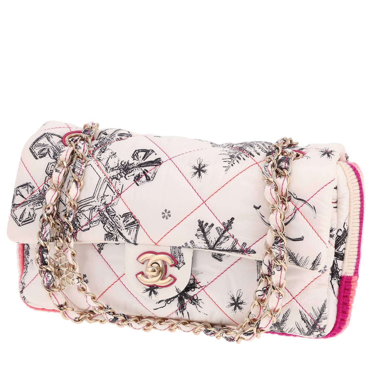 Sac Chanel Timeless Classic Toile Blanche 2019 Occasion Sac Chanel Timeless Classic Toile Blanche 2019 Occasion