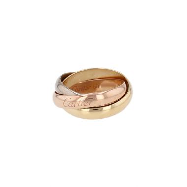 Anillo Cartier Trinity, modelo mediano, en tres tonos de oro