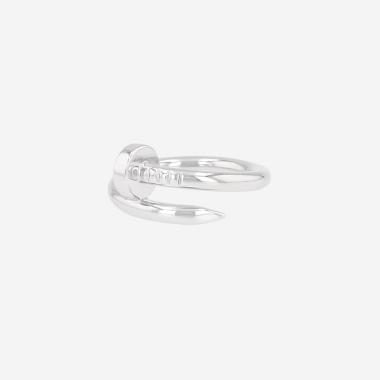 Anello Cartier “Juste un clou” in oro bianco