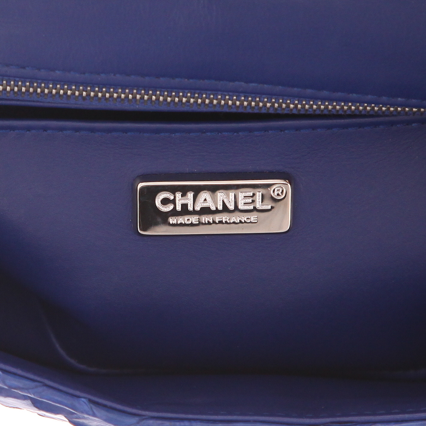 Borsa a tracolla Chanel Timeless Mini in pitone blu - Detail D2