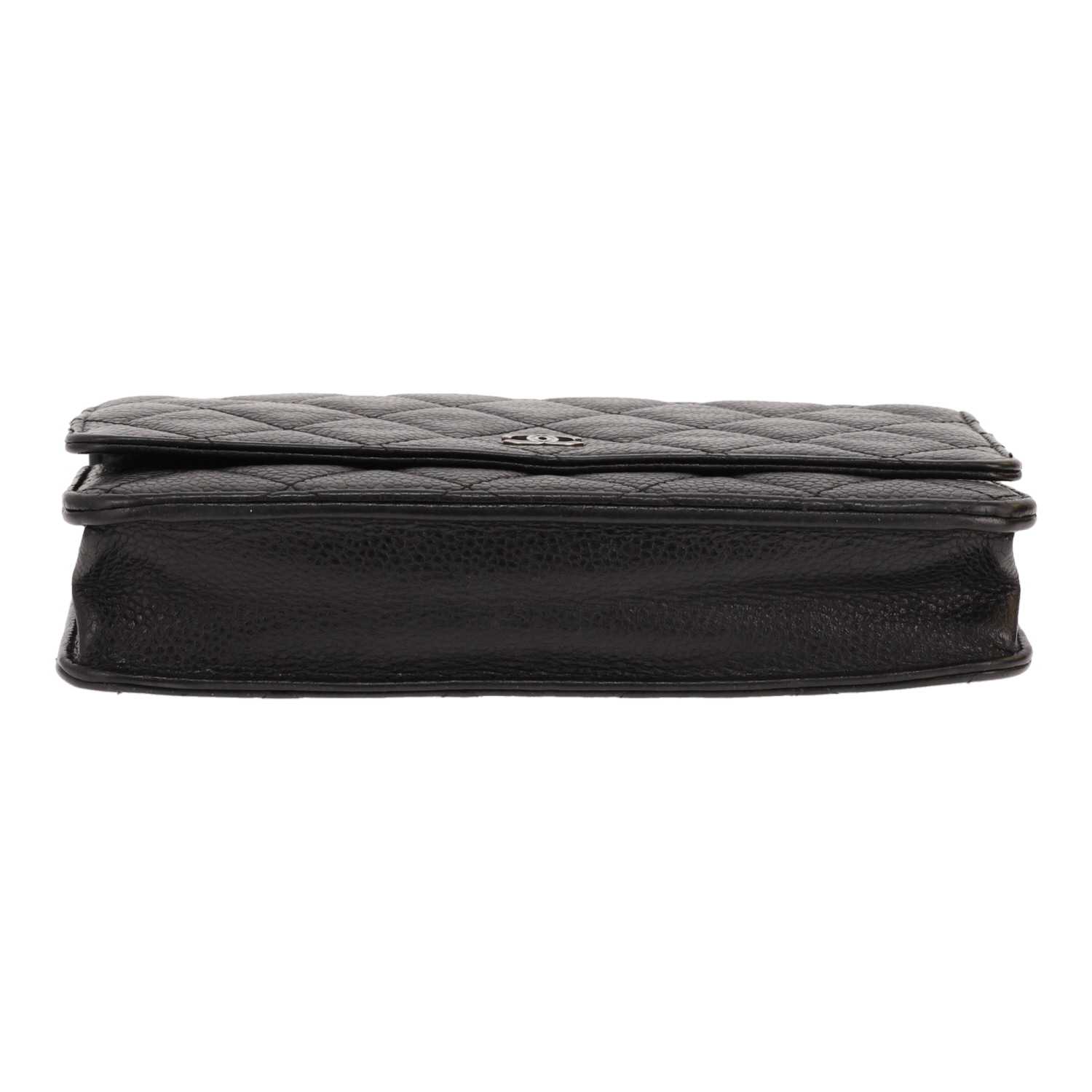 Chanel ‘Wallet on Chain’ shoulder bag in Noir quilted grained leather - Detail D1