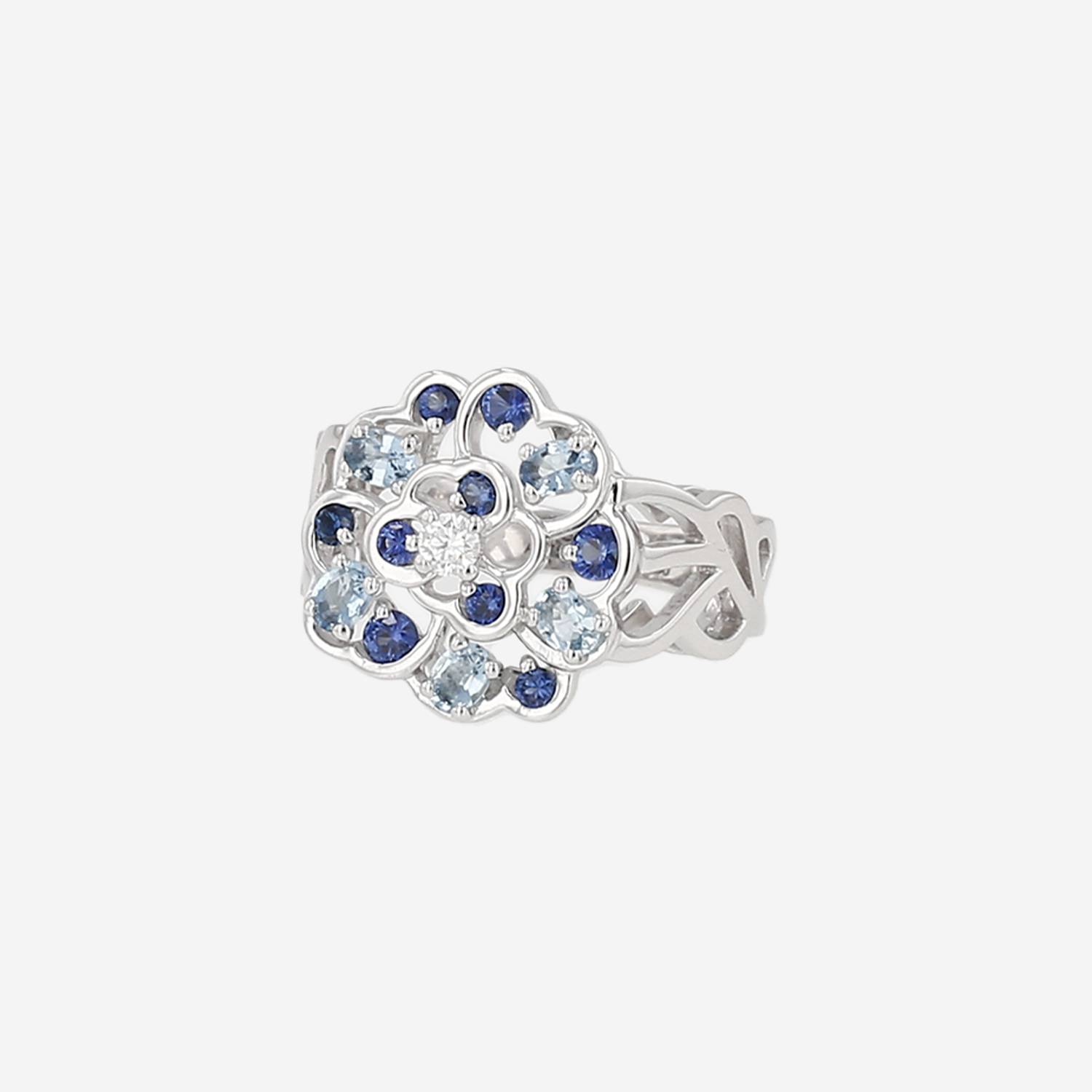 Anillo Chanel Camelia de oro blanco, piedras de colores y diamantes