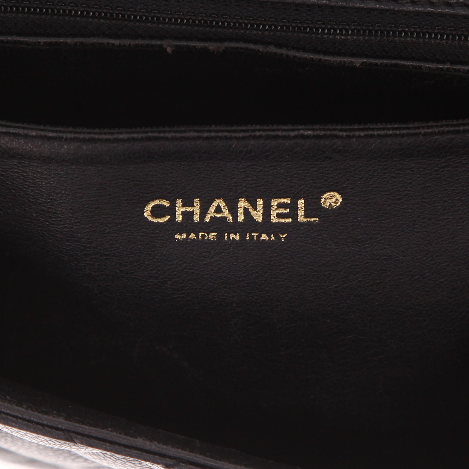 Chanel handbag in black quilted grained leather - Detail D2