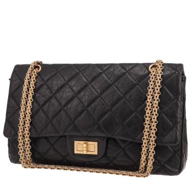 Bolso bandolera Chanel 2.55 de piel acolchada negra