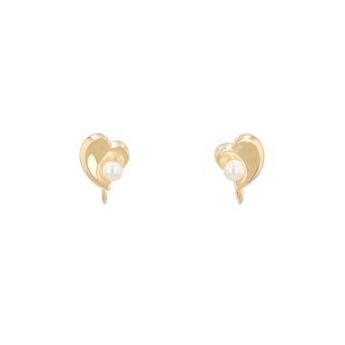 Paire de clips d'oreilles Mikimoto  en or jaune et perles de culture