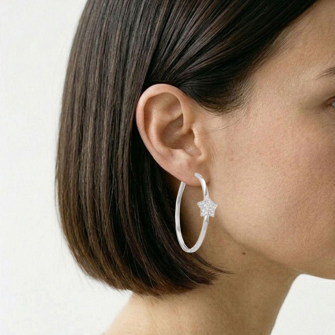 A pair of Fred Lucifer hoop earrings in white gold and diamonds - Detail D1