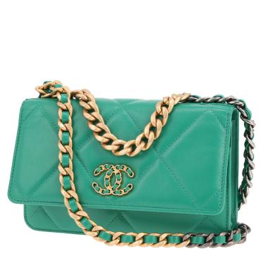 Sac bandoulière Chanel  Wallet on Chain 19 en cuir matelassé vert