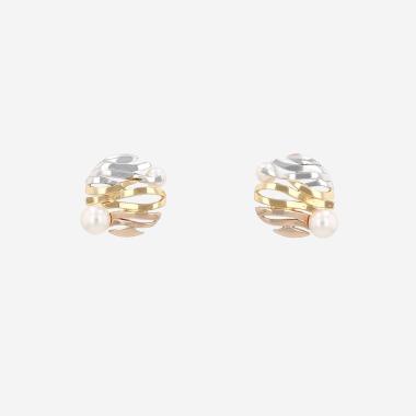 Coppia di orecchini Mikimoto in oro a tre tonalità e perle coltivate