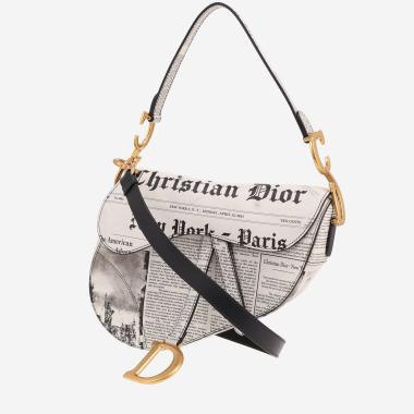 Sac à main Dior Saddle édition limitée Newspaper en cuir blanc et noir