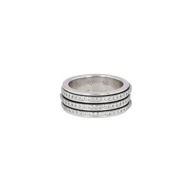 Piaget Possession ring in white gold and diamonds