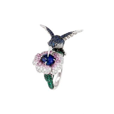 Boucheron ‘Hopi le Colibri’ ring in white gold, coloured gemstones and sapphire diamonds